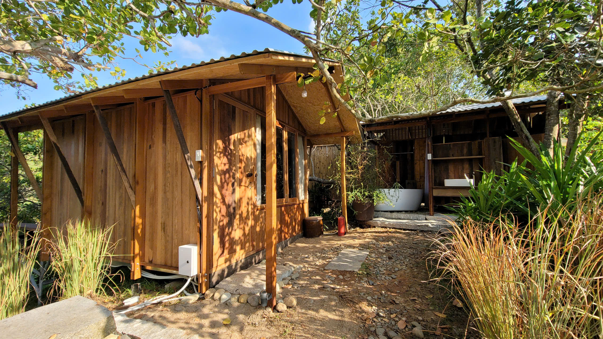 VIP BUNGALOW